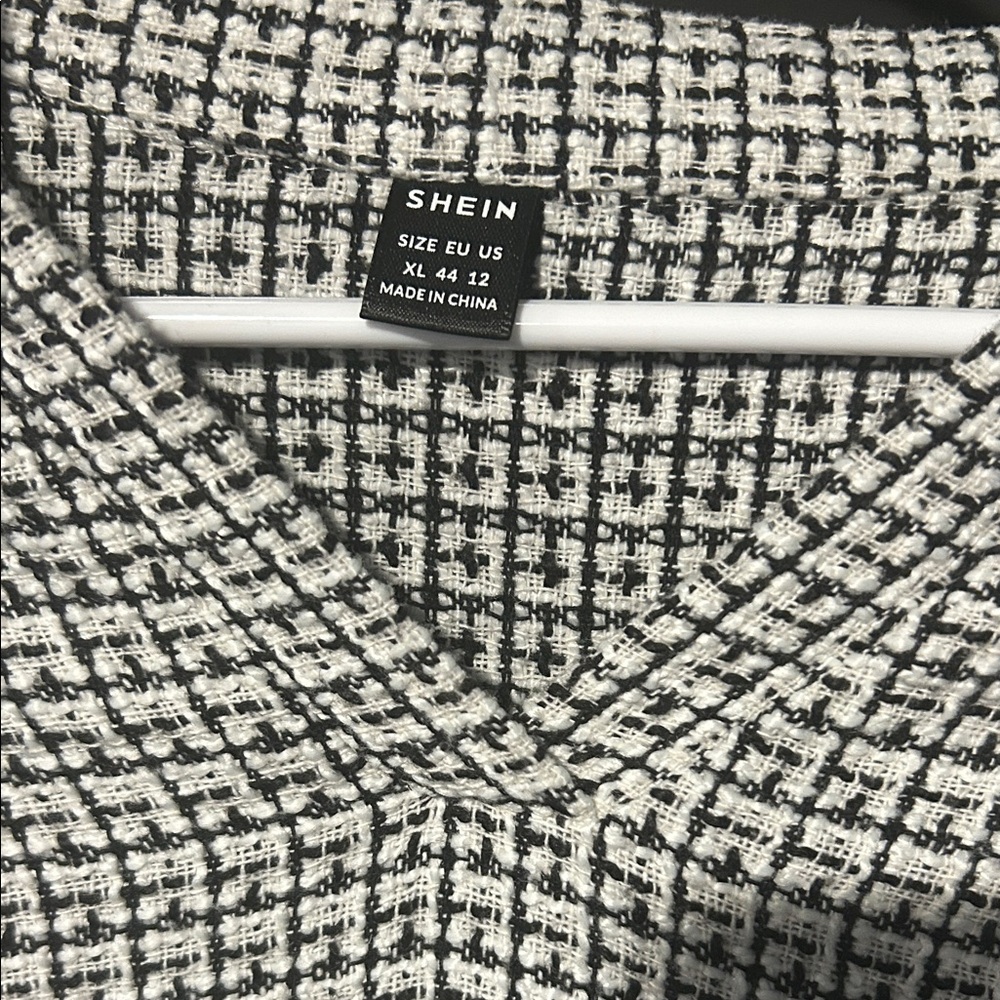 SHEIN Monochrome Checkered Blouse - Picture 2 of 3